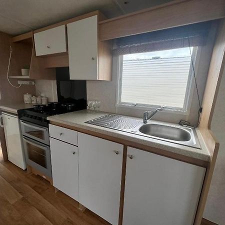 4 Berth Lido Beach Prestatyn Exterior photo