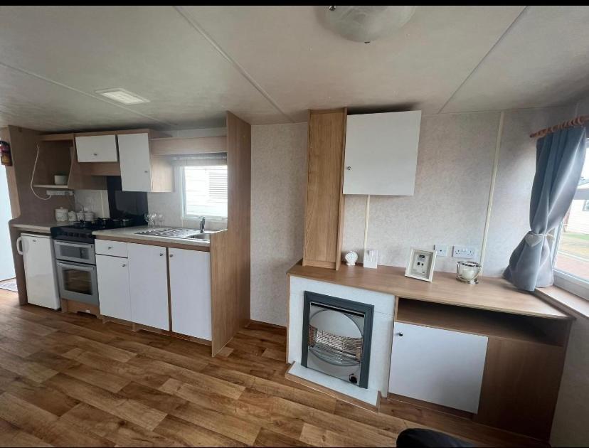4 Berth Lido Beach Prestatyn Exterior photo